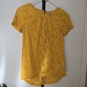 Chic Yellow Lace Blouse